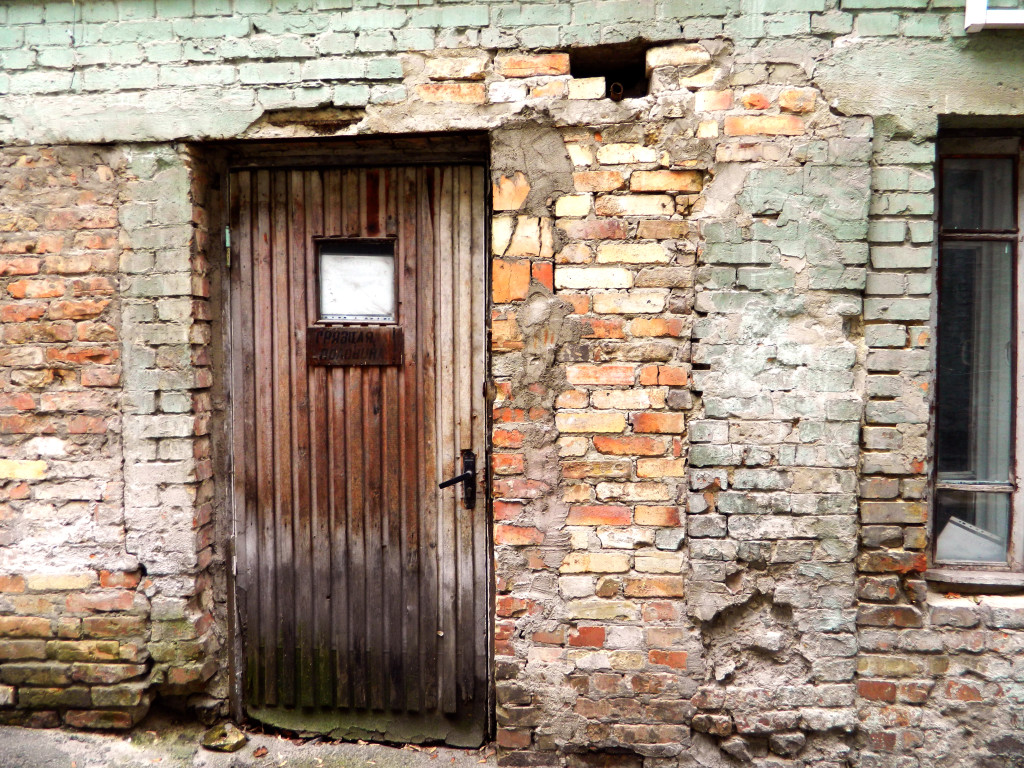 Walking: stories and history? Shards of Gothic in the center of Kiev - Comfort Market 11
