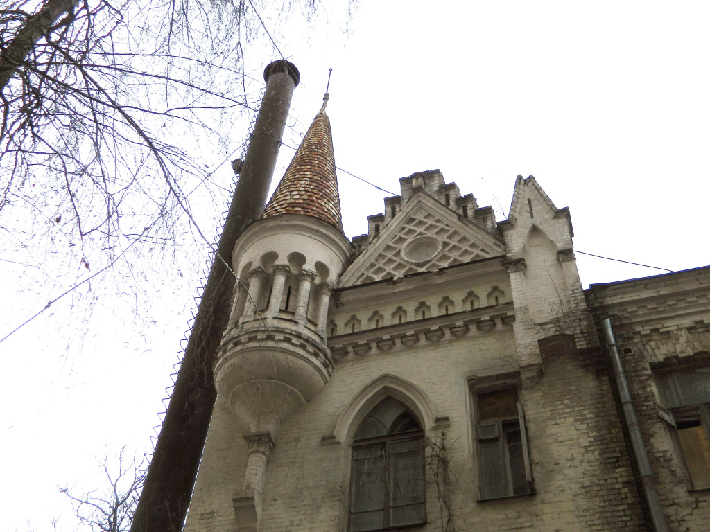 Walking: stories and history? Shards of Gothic in the center of Kiev - Comfort Market 16