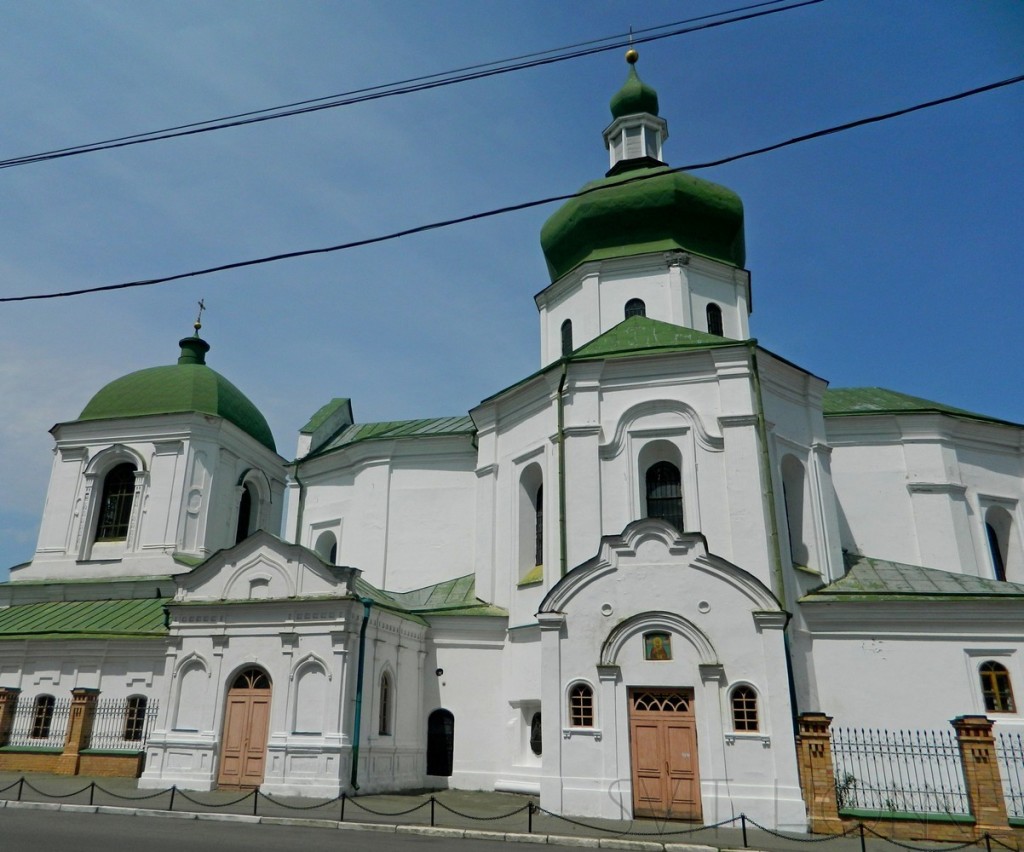 Walkingdmstories and historyinChurches of Podolt Church of Nikola Pritiskae CComfort Marketa Pritiska. Продолжаем любоваться церквями Подола. На очереди – одна из старейших и при этом сохранившихся церквей – Церковь Николы Притиска., фото, мебель Comfort Market