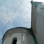 Говорят, что в тысяча каком-то там году Петр Первый квартировал в этом самом доме на Подоле., фото, мебель Comfort Market