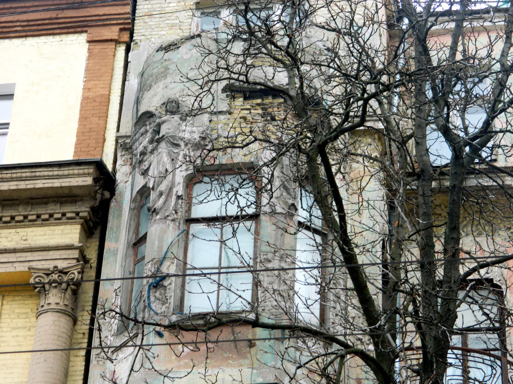 Walking: stories and history? - Comfort Market 5