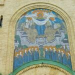 А знаете ли вы, что в 100 километрах от Киева есть маленький Храм Святого Семейства? Вы же наверняка были в Барселоне, а даже если и не были, о Саграде Фамилия, которую построил гениальный архитектор Антонио Гауди, слышали точно…., фото, мебель Comfort Market